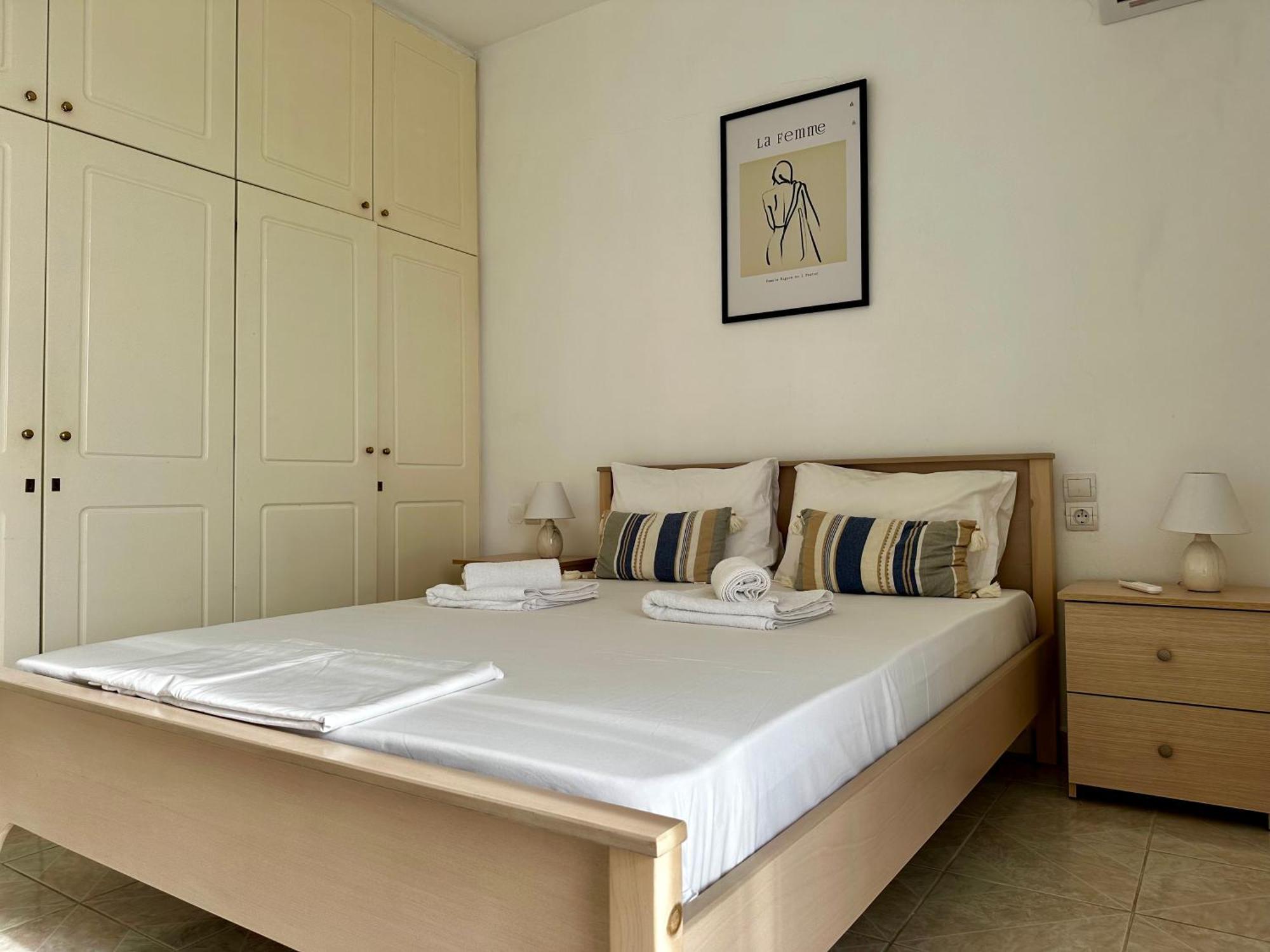 City Center, Cozy Apartment, With Amazing View, "2" 코스 타운 외부 사진
