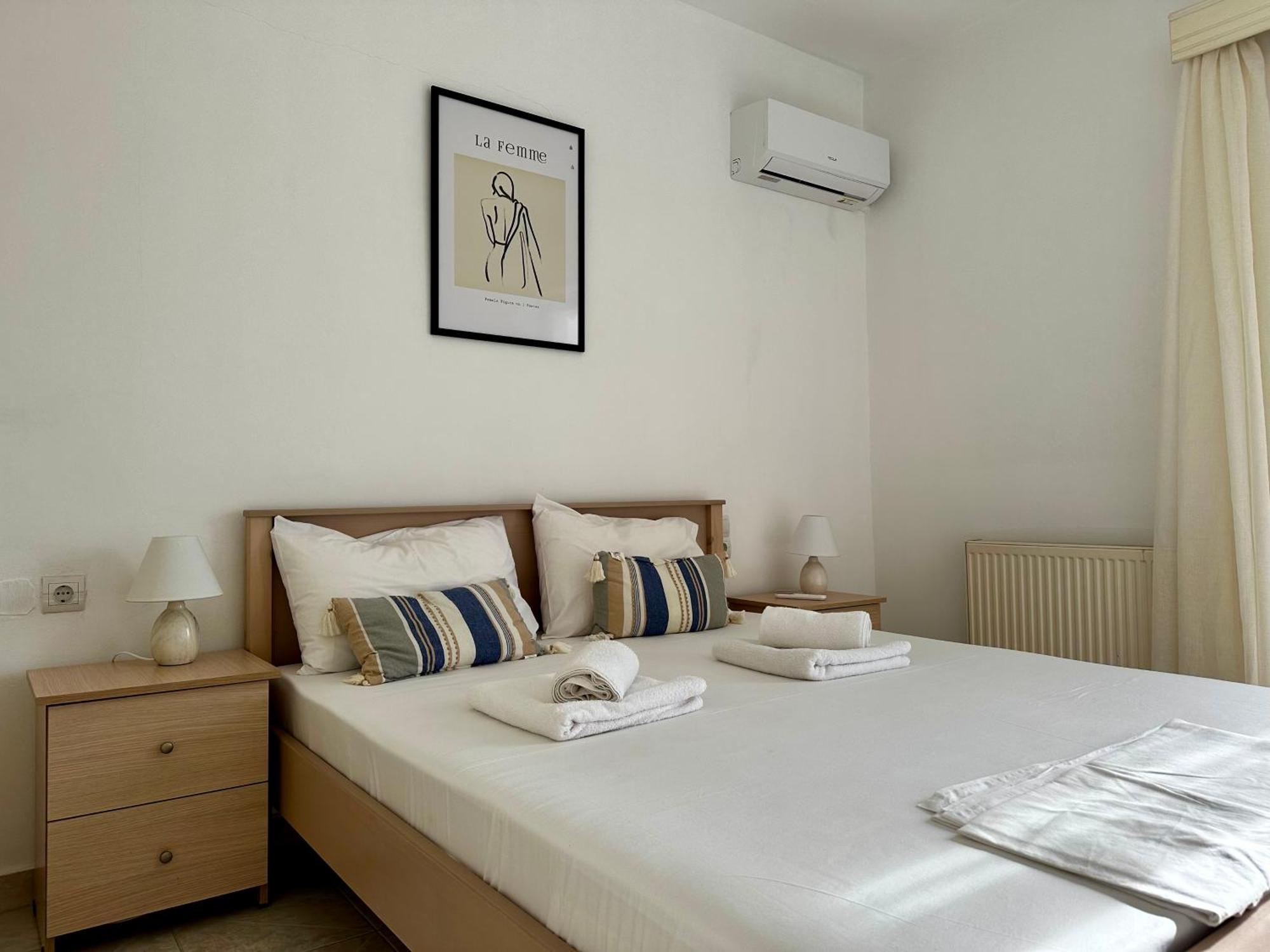 City Center, Cozy Apartment, With Amazing View, "2" 코스 타운 외부 사진